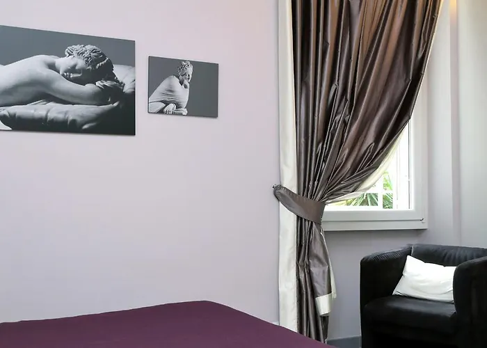 Residenza Romana Zucchelli רומא