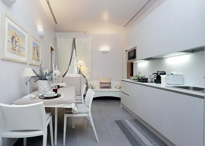 Residenza Romana Zucchelli דירה
