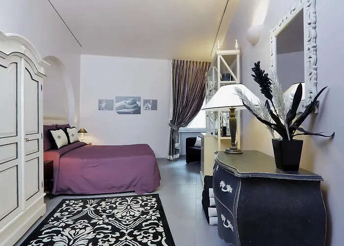 Residenza Romana Zucchelli * רומא